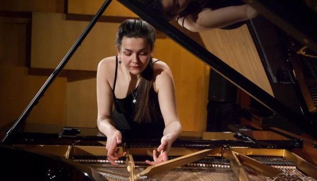 ioana-ionescu.jpg
