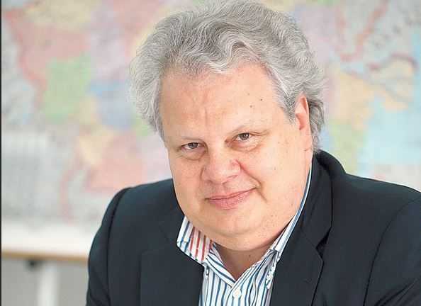 Omul de afaceri Jean Valvis a dat lovitura 5 | MyTex.ro