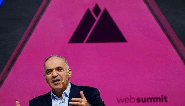 Garry Kasparov: „Putin trebuie oprit, pentru că inimaginabilul este acum posibil” 5 | MyTex.ro