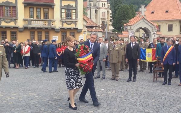 BRAȘOV. MS Margareta şi ASR Principele Radu, vizită oficială 5 | MyTex.ro