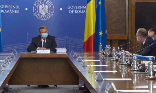 Amânarea ratelor, 700 de lei pentru pensionari, bani în plus pentru bugetari, dar și suspendarea angajărilor la stat 5 | MyTex.ro