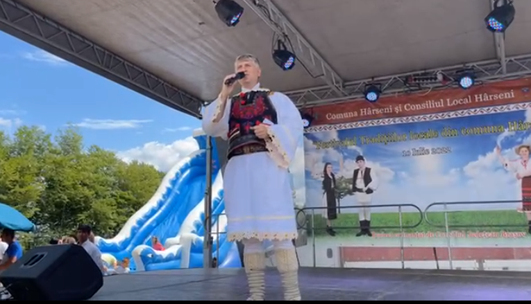 Update BRAȘOV. Cristian Pomohaci își face numărul, cu dedicații și băi de mulțime (LIVE) 5 | MyTex.ro
