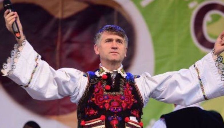 pomohaci_2.jpg