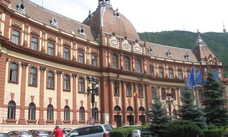 BRAȘOV. Adrian Veștea: Fostul Palat de Justiţie trebuie să-şi recapete măreţia de odinioară 5 | MyTex.ro