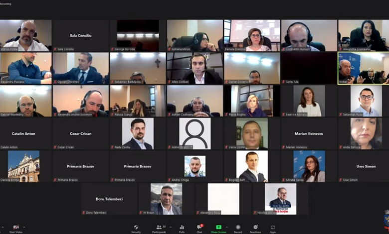 Consiliul Local Brașov are ședință ordinară / Lista proiectelor... / Discuție despre reamenajarea Pieței Sfatului 5 | MyTex.ro