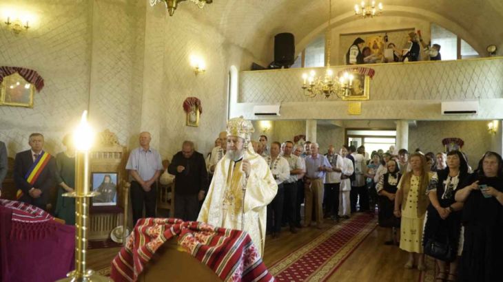 sfintire-biserica7_298168.jpg