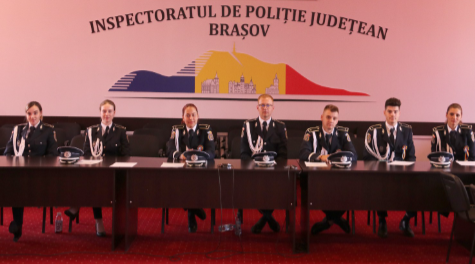 Șapte absolvenți ai Academiei de Poliție din București și-au început cariera, de astăzi, la IPJ Brașov 5 | MyTex.ro
