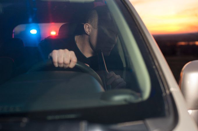 Județul BRAȘOV. Autoturism abandonat în timpul unei urmăriri în trafic! Cine se aflase la volan... 5 | MyTex.ro