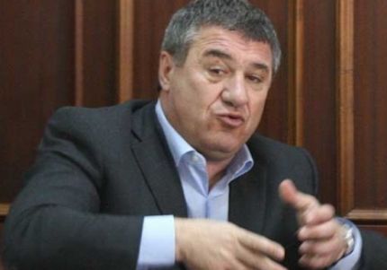 Victor Becali ar fi lovit un bărbat pentru un loc de parcare / Update. Reacția impresarului 5 | MyTex.ro