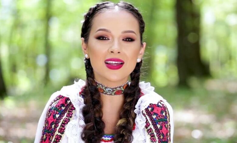 BRAȘOV. Festivalul Cepei Roșii, cu Vlăduța Lupău și Mihai Teacă invitați speciali 5 | MyTex.ro