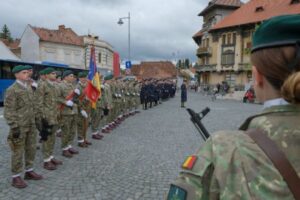 Glorie eternă eroilor neamului românesc | MyTex.ro