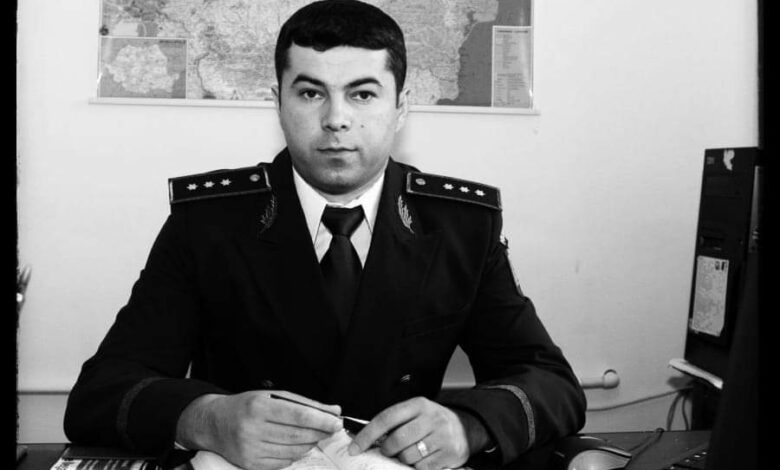 Ofițer de poliție | MyTex.ro