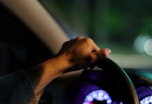 Amendată după ce și-a prins soțul cu amanta în mașină | MyTex.ro