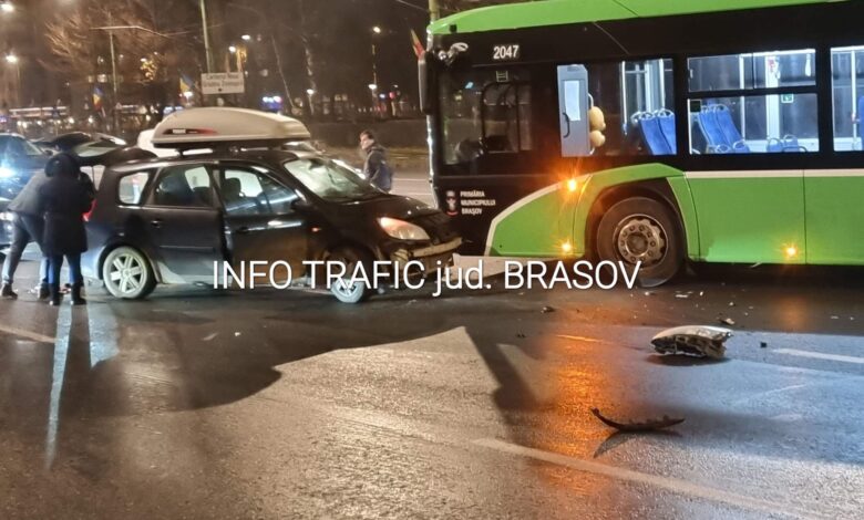 Autobuz lovit | MyTex.ro