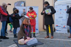 Defibrilatoare automatizate amplasate în centrul Brașovului | MyTex.ro