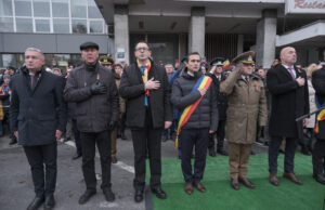 Retragerea cu torțe | MyTex.ro