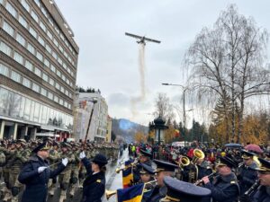 Retragerea cu torțe | MyTex.ro