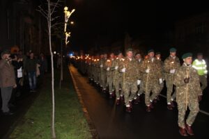 Retragerea cu torțe | MyTex.ro