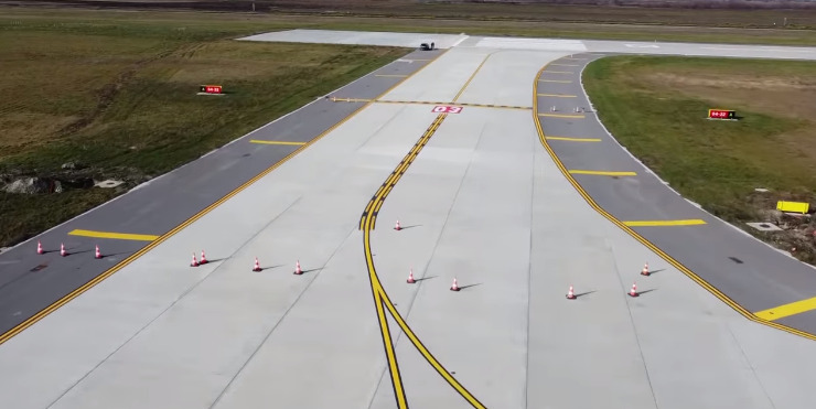 Ce s-a mai realizat la Aeroportul Brașov 1 Ce s-a mai realizat la Aeroportul Brașov | MyTex.ro