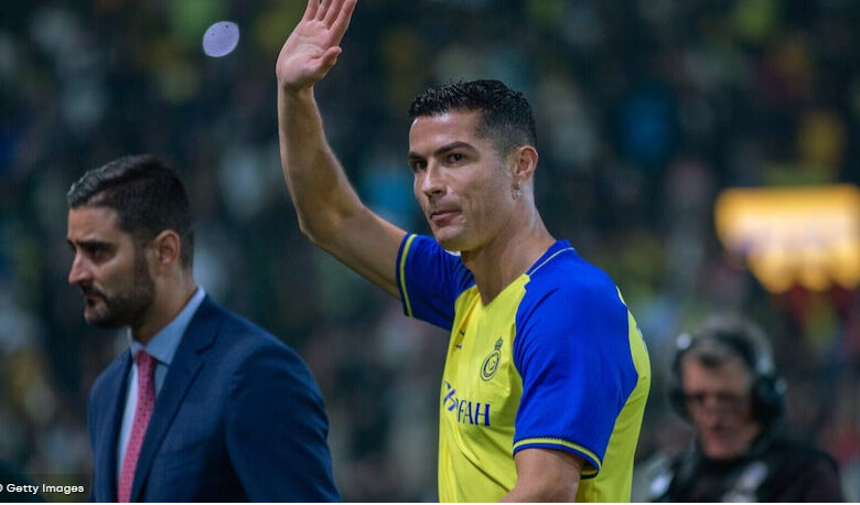 Ronaldo - mic copil pe lângă un brașovean celebru 1 Ronaldo - mic copil pe lângă un brașovean celebru | MyTex.ro