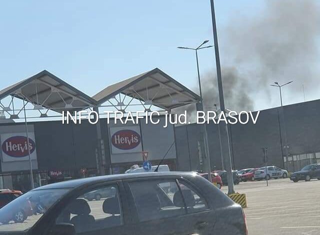 Incendiu lângă Coresi, în Brașov 7 Lângă Coresi | MyTex.ro