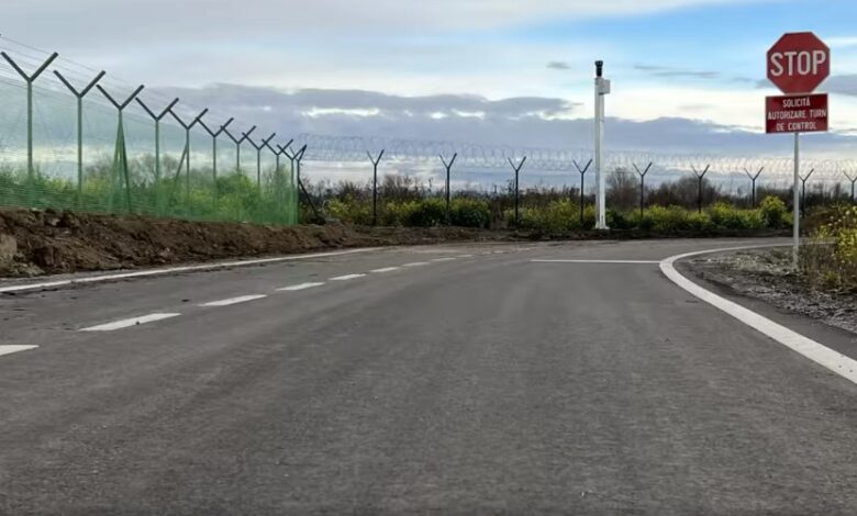 Aeroportul Brașov. Patru componente de infrastructură aeroportuară au fost recepţionate 3 Aeroportul Brașov. Patru componente de infrastructură aeroportuară au fost recepţionate | MyTex.ro