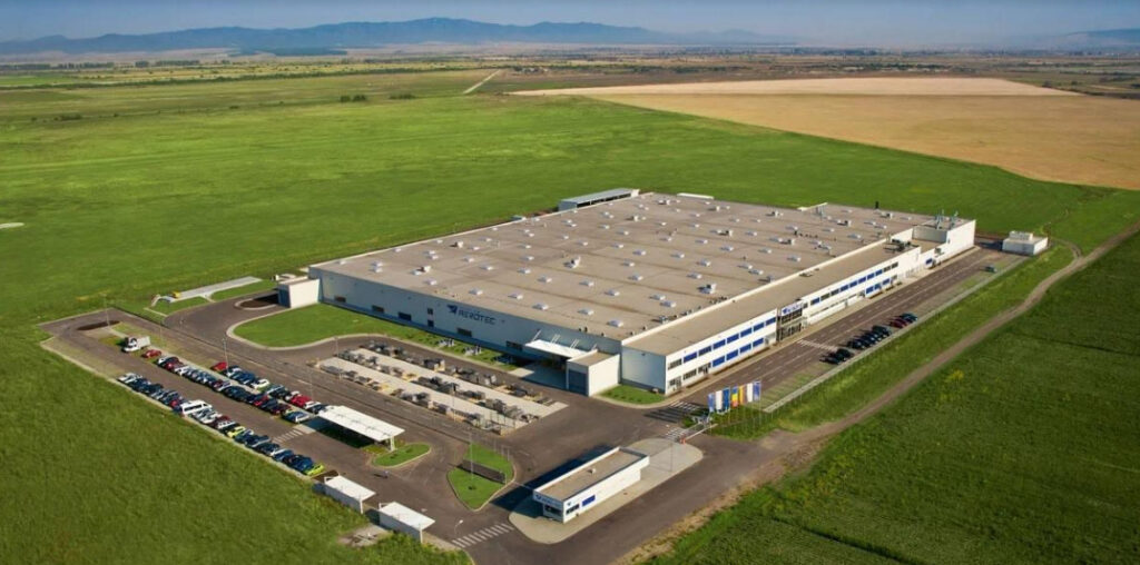 <strong>Fabrica Premium Aerotec din Brașov își crește numărul de angajați în 2023</strong> 9 | MyTex.ro
