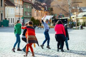 Invitație la dans în centrul orașului | MyTex.ro