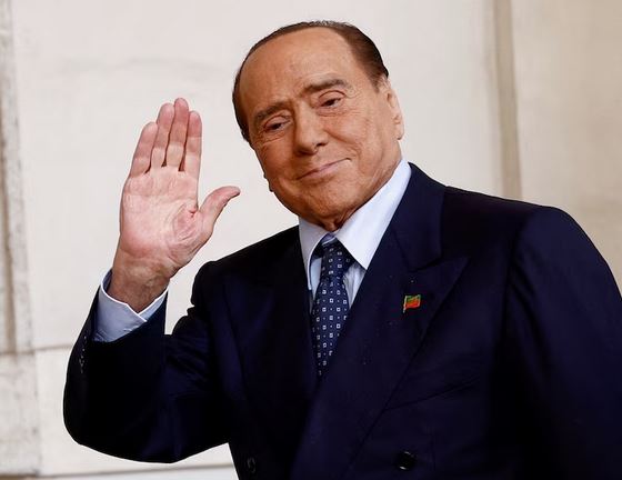 Silvio Berlusconi | MyTex.ro