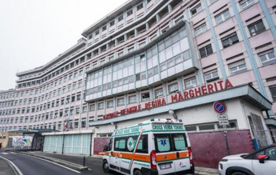 Un bebeluș a murit pe masa de operație / Patru medici sunt anchetați 3 Un bebeluș a murit pe masa de operație / Patru medici sunt anchetați | MyTex.ro