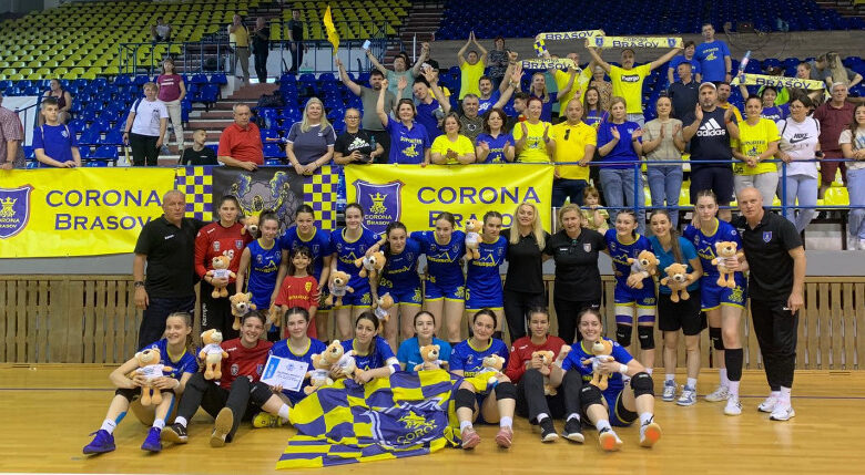 Junioarele 2 de la Corona Brașov - pe podium la turneul final / Victorie cu CSM București 3 Junioarele 2 de la Corona Brașov | MyTex.ro