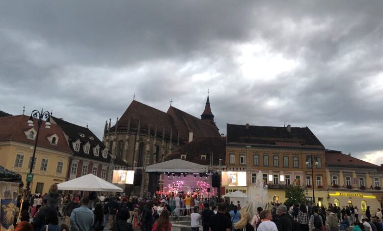 Trei zile de experiențe culturale unice în Piața Sfatului 3 Trei zile de experiențe culturale unice în Piața Sfatului | MyTex.ro