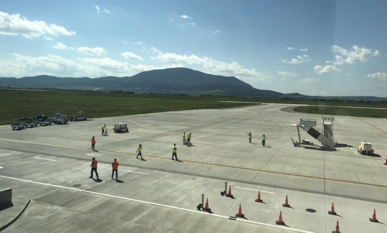 Aeroportul Brașov continuă angajările 3 Aeroportul Brașov continuă angajările | MyTex.ro