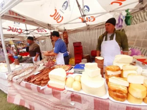 Brânza și pastrama | MyTex.ro