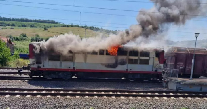 Încă un tren a luat foc | MyTex.ro