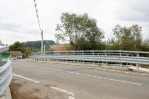 Ministrul Adrian Veștea a tăiat panglica unui alt drum județean pe care l-a început | MyTex.ro