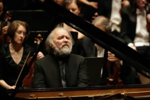 Doar la repetiția cu public | MyTex.ro