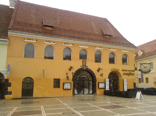 Municipiul Brașov, câștig de cauză în fața Aro Palace în ceea ce privește „Restaurantul Cerbul Carpatin” 3 municipiul | MyTex.ro