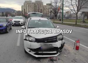 Accident pe Bulevardul 15 Noiembrie din Brașov 10 accident | MyTex.ro