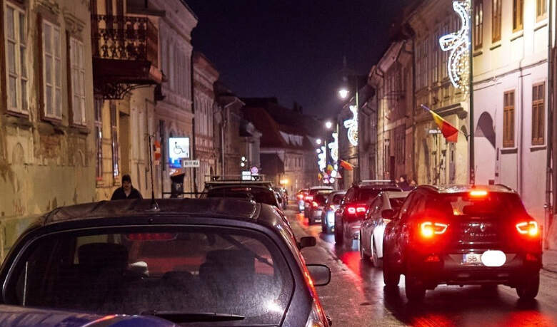 Primarul Brașovului vrea limitarea accesului auto în Centrul Istoric | MyTex.ro