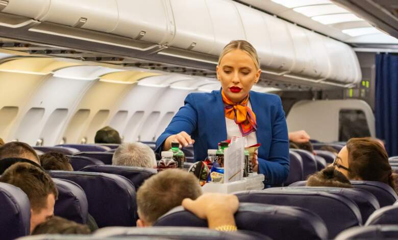 Dan Air face angajări en-gros / Caută piloți, copiloți și însoțitori de zbor / „Fără tatuaje și piercinguri în zone vizibile” 3 Dan Air | MyTex.ro