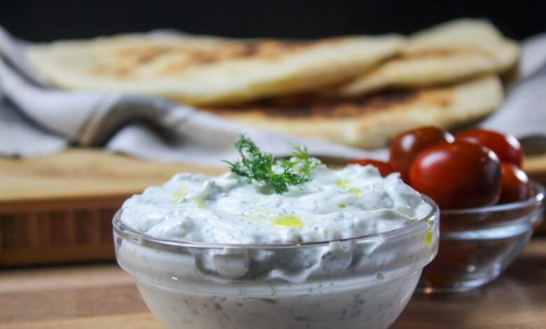 Ce să pui în sosul tzatziki pentru a ieși delicios 3 Tzatziki | MyTex.ro