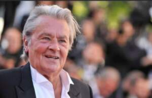 Alain Delon a fost plasat sub | MyTex.ro
