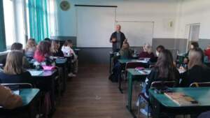 Elevii brașoveni au cel mai lung modul 3 de cursuri | MyTex.ro