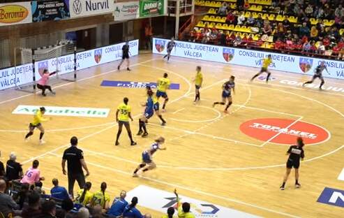 Corona Brașov - K.O. în repriza secundă 3 Corona Brașov | MyTex.ro