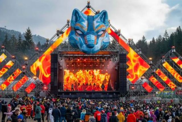 Massif 2025 Poiana Brașov, cu întârziere / Când s-ar putea ţine ediţia a 3-a a festivalului 3 Massif 2025 | MyTex.ro