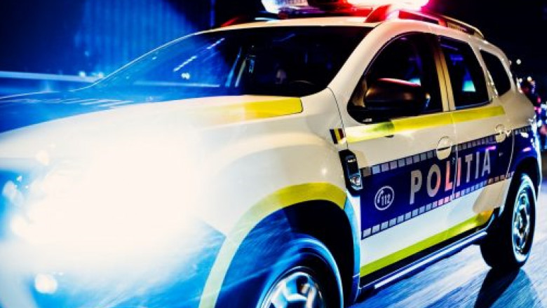 Un tânăr din Brașov a fost reținut de polițiști după ce și-a amenințat o vecină și i-a distrus ușa apartamentului 3 Tânăr | MyTex.ro