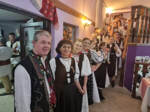 Politicieni brașoveni la bal popular | MyTex.ro