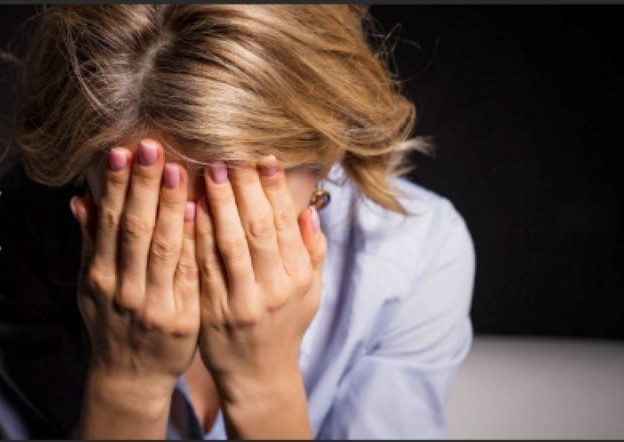 Trei surori violate de propriul tată 3 Trei surori violate de propriul tată | MyTex.ro