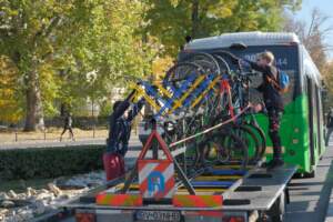 Autobuzul etajat s-a defectat iarăși | MyTex.ro